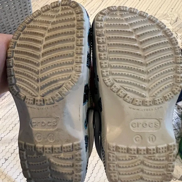 CROCS Kids Gaming Slippers - Gray and Blue - Picture 2 of 2